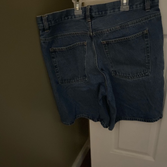 Men’s Jean shorts - Picture 3 of 3